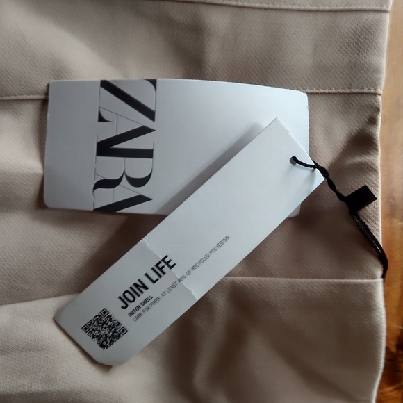 Zara high-waisted pleated slacks, size S, light tan - Picture 4 of 8